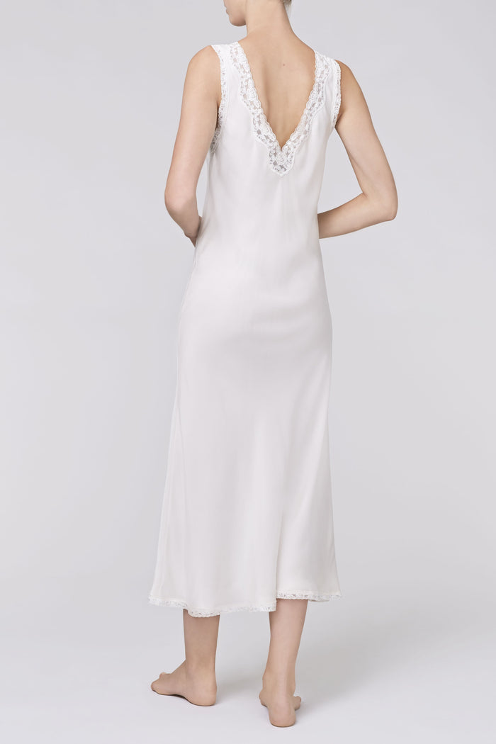 ALINA NIGHTDRESS